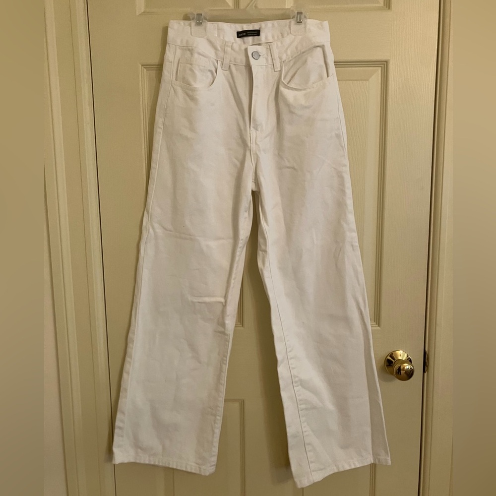 White High-Rise Wide Leg Jeans